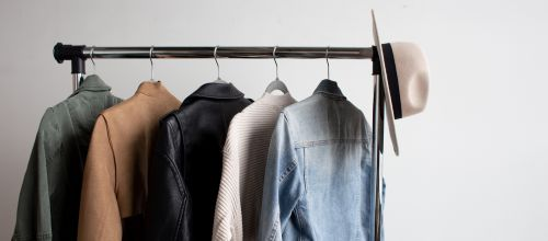 Osiem sposobów na zagospodarowanie szafy